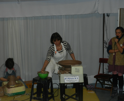 clases-de-alfareria-en-zona-oeste-presentacion-en-el-jardin-japones-marta-harispe-empresa