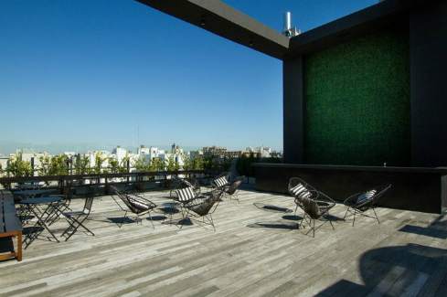 muro-verde sin-mantenimiento-para-terrazas-casasur-pilar-hotel-just-green-2