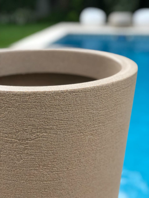 maceteros-en-plastico-simil-piedra-para-exterior-moldava-2