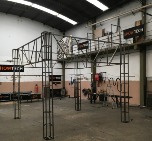 sistemas-modulares-para-armado-de-stands-showtech-21