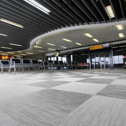 Baldosas en PVC trenzado alto tránsito para aeropuertos – Curitiba – Floorflex