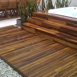 Decks en Madera maciza para exteriores en Nordelta – Grupo Forestal