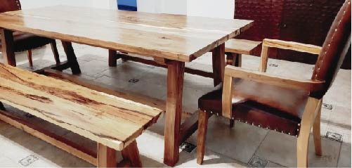 Muebles estilo campo en madera maciza 