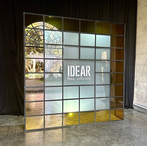 IDEAR